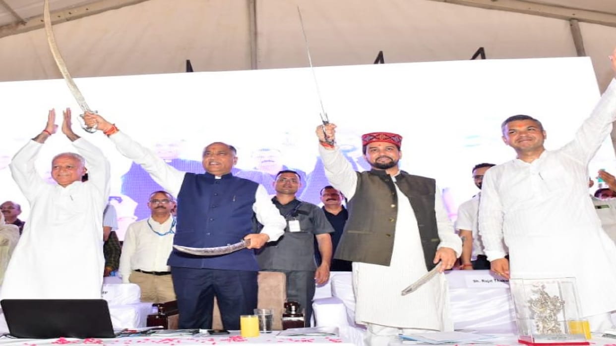 Minister Mahendra taunt could not find the key to Anurag safe for the development of Dharampur
