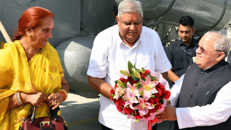 Jagdeep Dhankhar visits his paternal village in Rajasthan