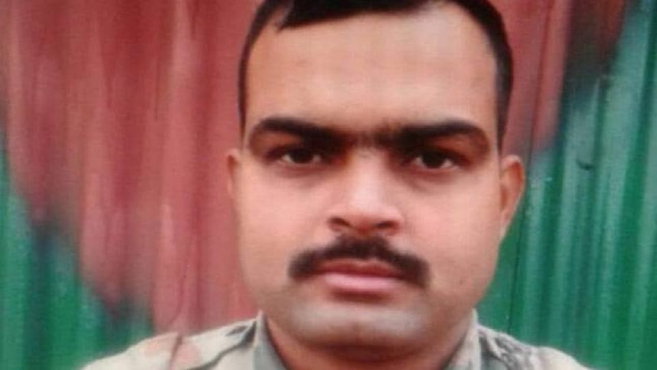 Martyred jawan Lance Naik Gopal Singh Bhadoriya family refuses Shaurya Chakra sent by courier