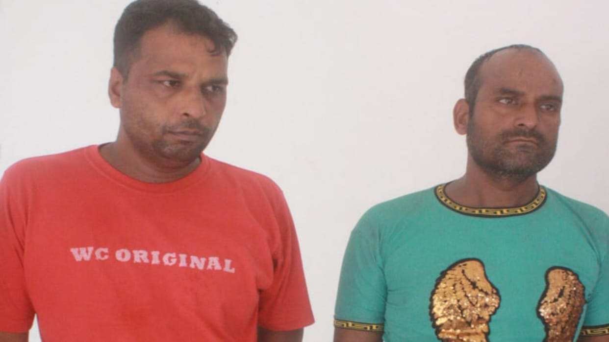 thieves says theft was done with complete honesty, did not even touch any goods