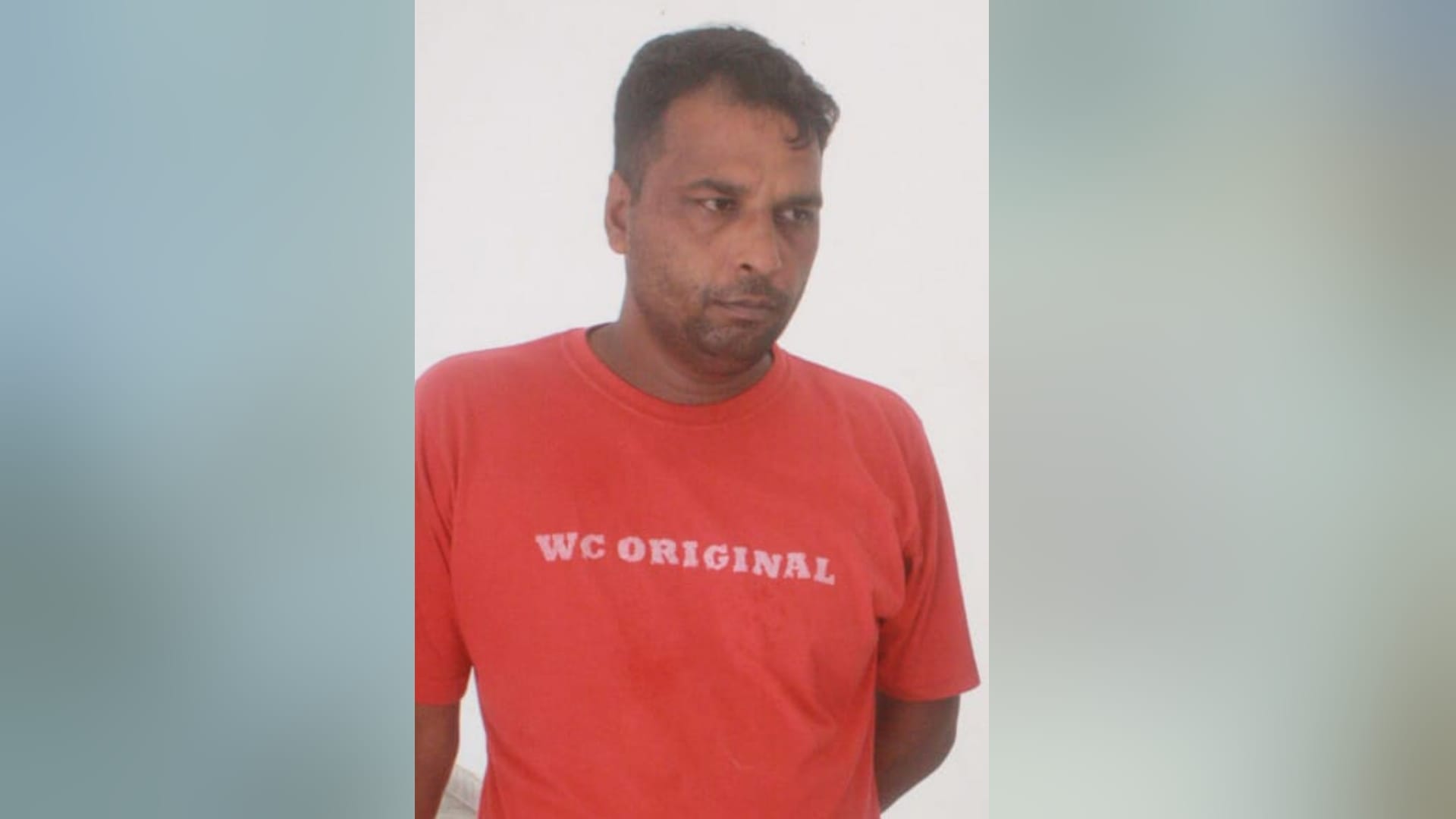 thieves says theft was done with complete honesty, did not even touch any goods