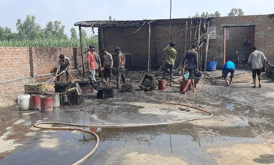 Fire broke out in firecracker factory, laborers saved their lives by running away