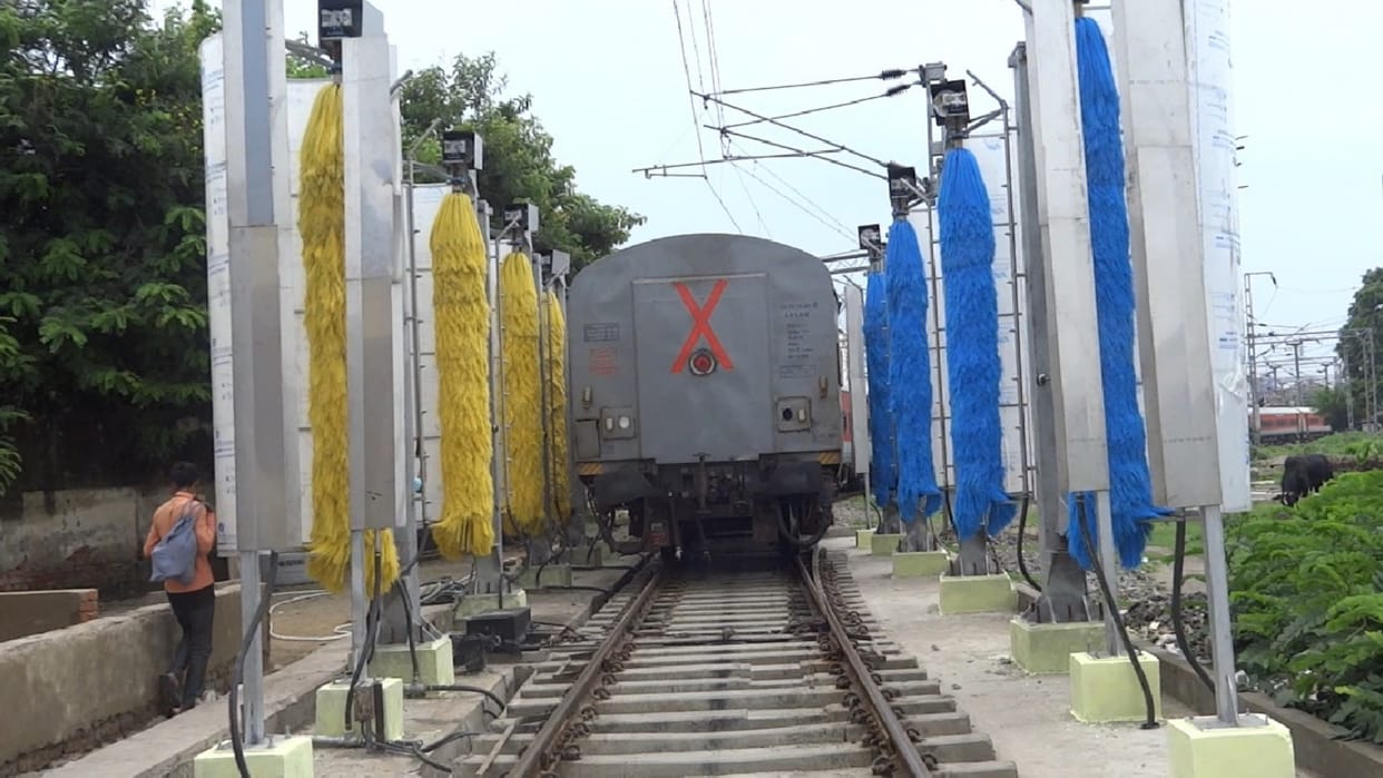 Automatic coach washing plant will be installed on washing pit gorakhpur