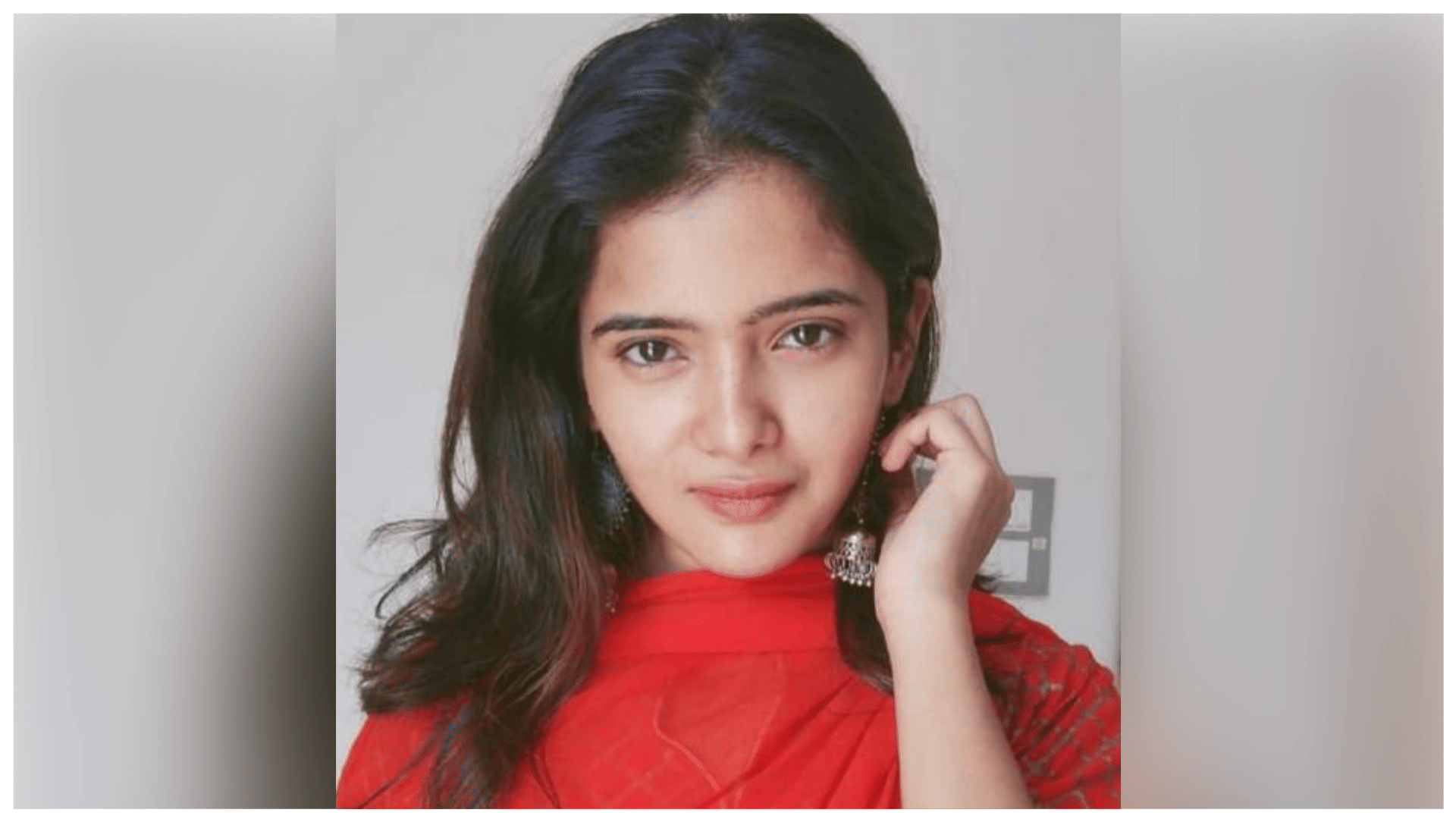 Siya Starrer and Shalini Pandey Sister Pooja Pandey Exclusive Interview Actress Talked About her Struggle