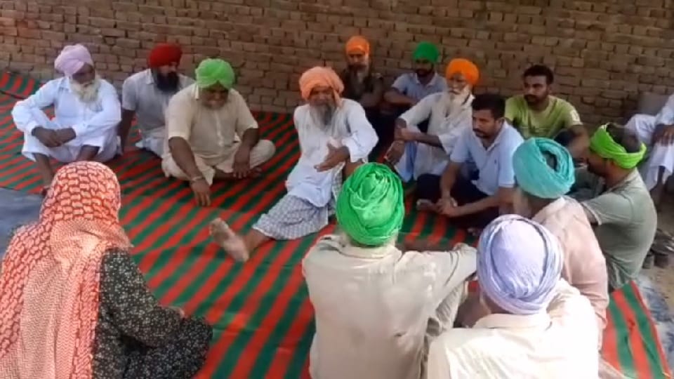 Man Commit Suicide after attacked four members of his family in Village Aulakh of Malout