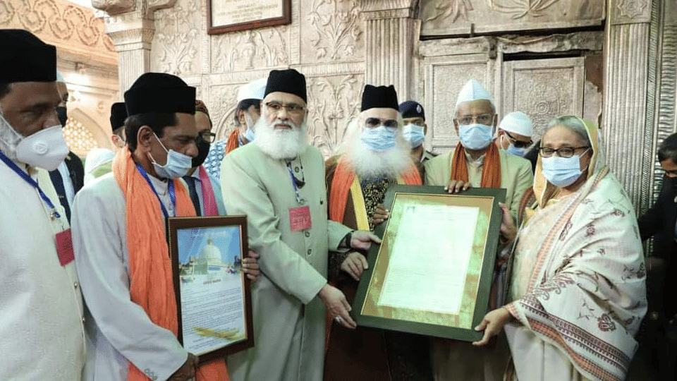 Sheikh Hasina in Rajasthan Bangladesh PM reached on Ajmer Dargah