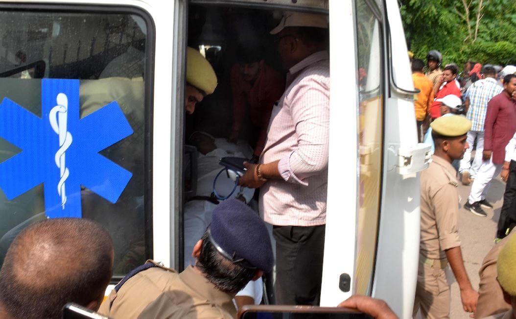 BSP MP Atul Rai unconscious during produce in varanasi court advocate alleges for misbehavior