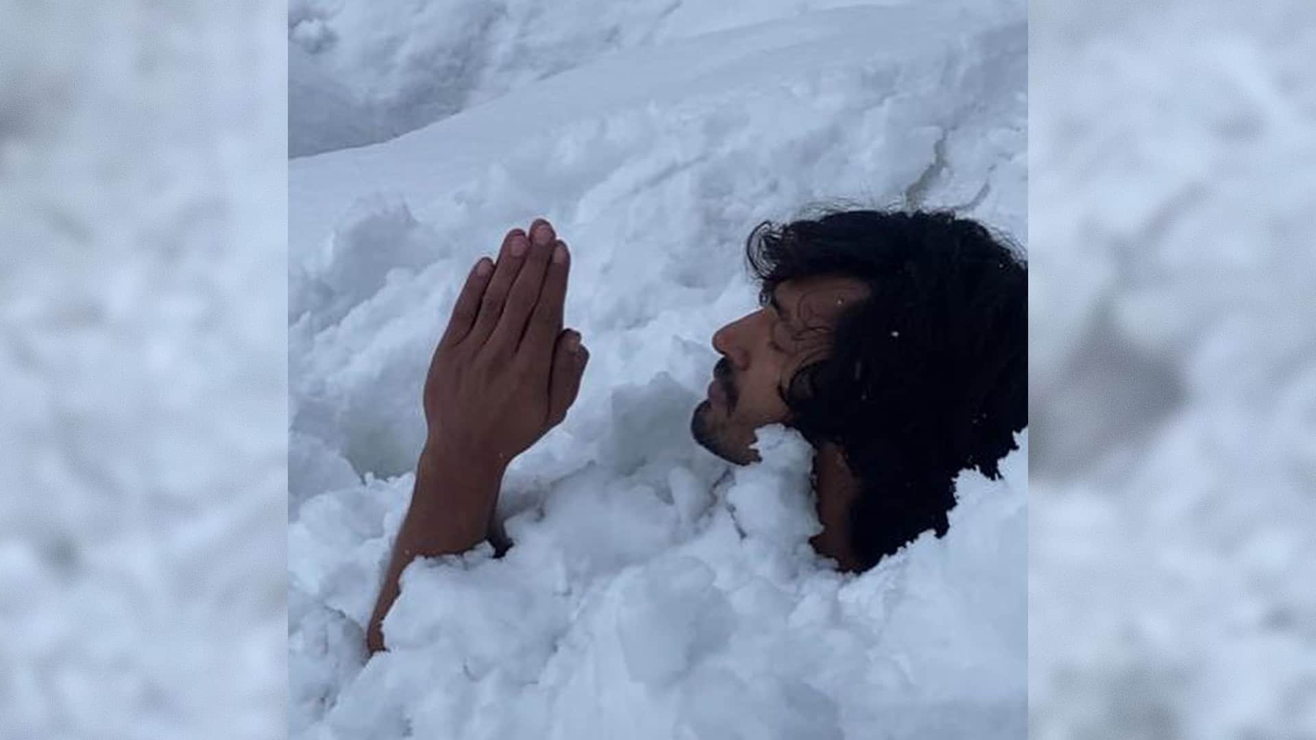 Vidyut Jammwal practices sitting inside snow Actor shares pictures with caption My path is different