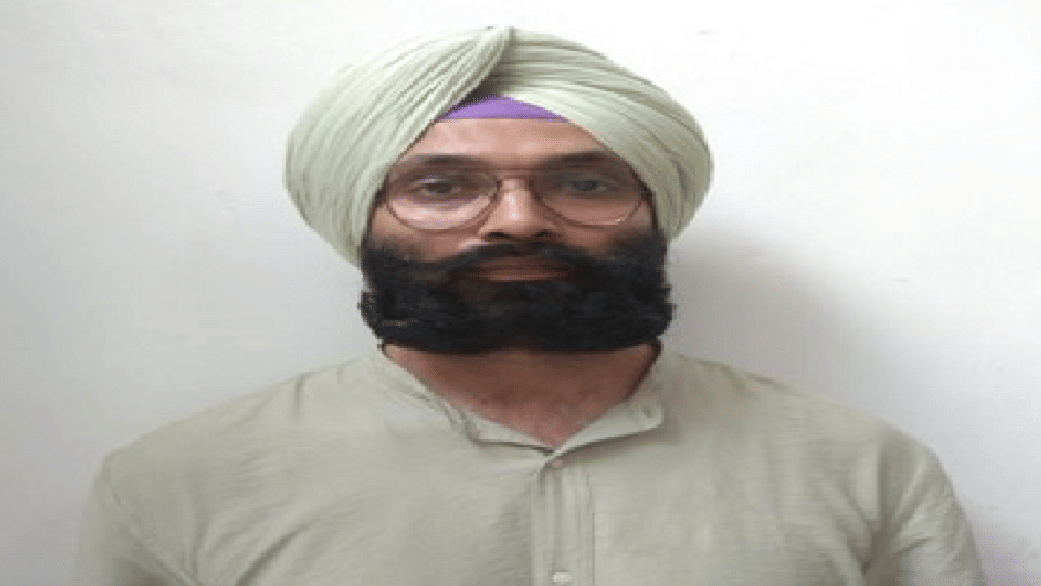 Arrested for cheating 30 crores by pretending to invest in commercial project