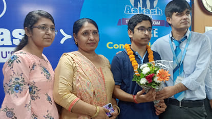 For the preparation of NEET, one sold a TV kept in the house and one made a distance from social media