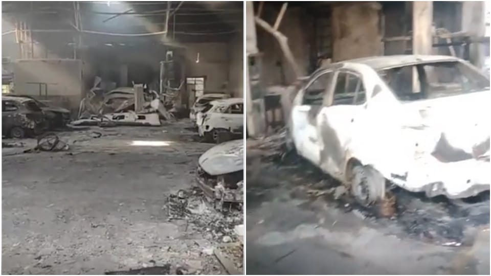 Fire Breaks Out In Hyundai Showroom 12 Luxury Cars Burned Down Jhunjhunu