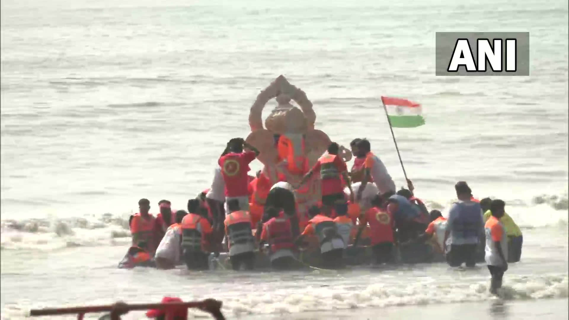 Maharashtra Deputy Chief Minister Devendra Fadnavis immersed Ganesh idol at his residence