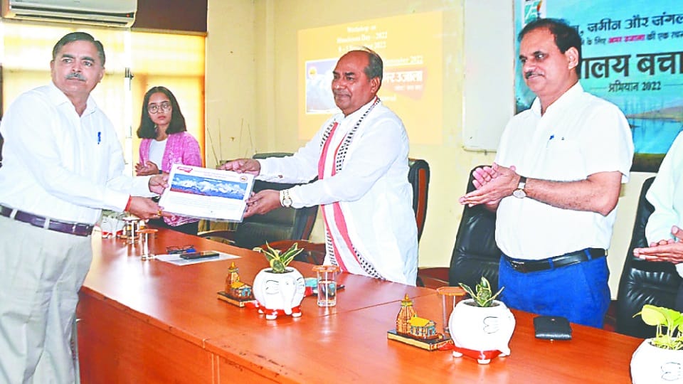 Himalaya Diwas 2022 :  Himalaya Sankalp Abhiyan samvad program in Amar Ujala Haridwar