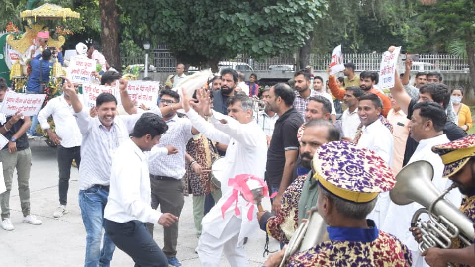 Haryana govt orders inquiry into deducting old age pension of 102 year old Dulichand