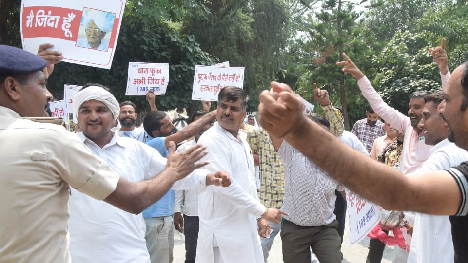 Haryana govt orders inquiry into deducting old age pension of 102 year old Dulichand
