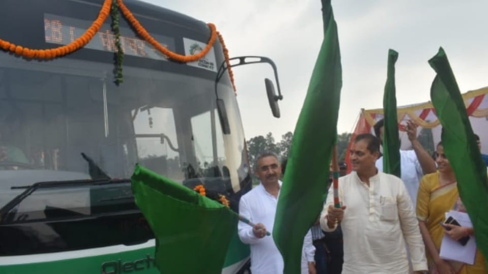 Dehradun: Five more electric buses will run from ISBT to Sahastradhara