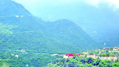 Mughal road closed due to heavy rain in Jammu division, helicopter service affected in Vaishno Devi