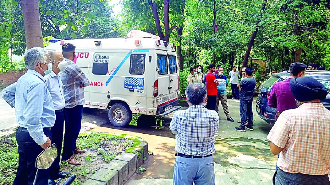 jammu university professor death case Teachers refrained from speaking students ran away from talking
