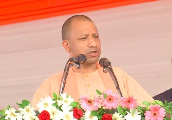 CM Yogi Rally in ghazipur and jaunpur said law and order system of UP is example in country