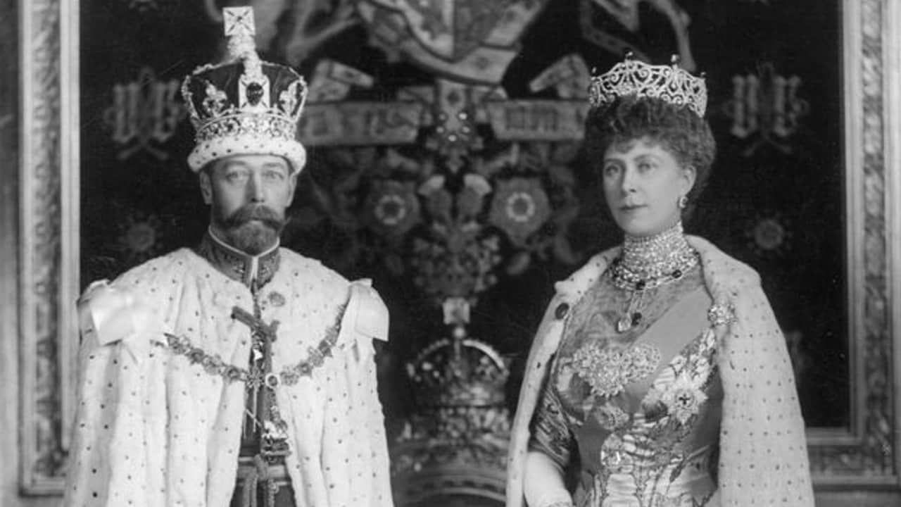 Queen Elizabeth family tree Story of Britain's Royal Family