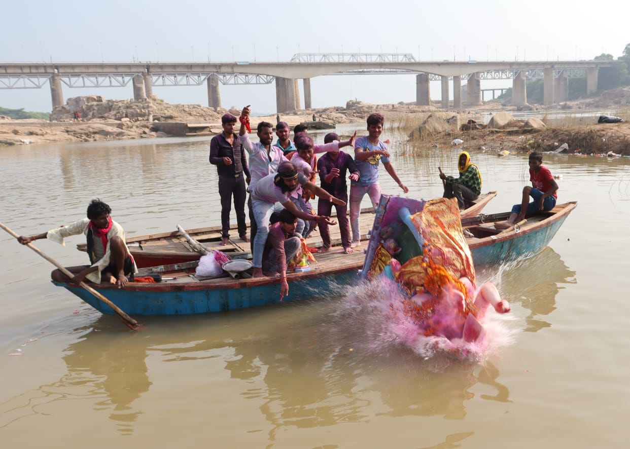 Banda: Ganpati Bappa Morya, you come early next year...