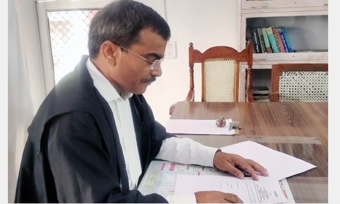 District Magistrate in Hamirpur pronounced the verdict of the case in Sanskrit