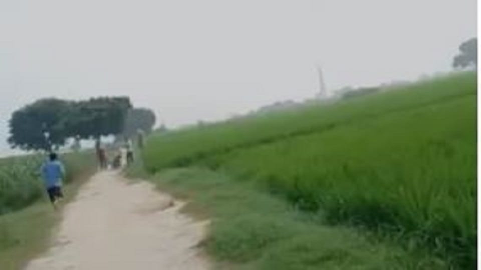 history sheeter shot farmer dispute about taking out the tractor from the field In Mainpuri