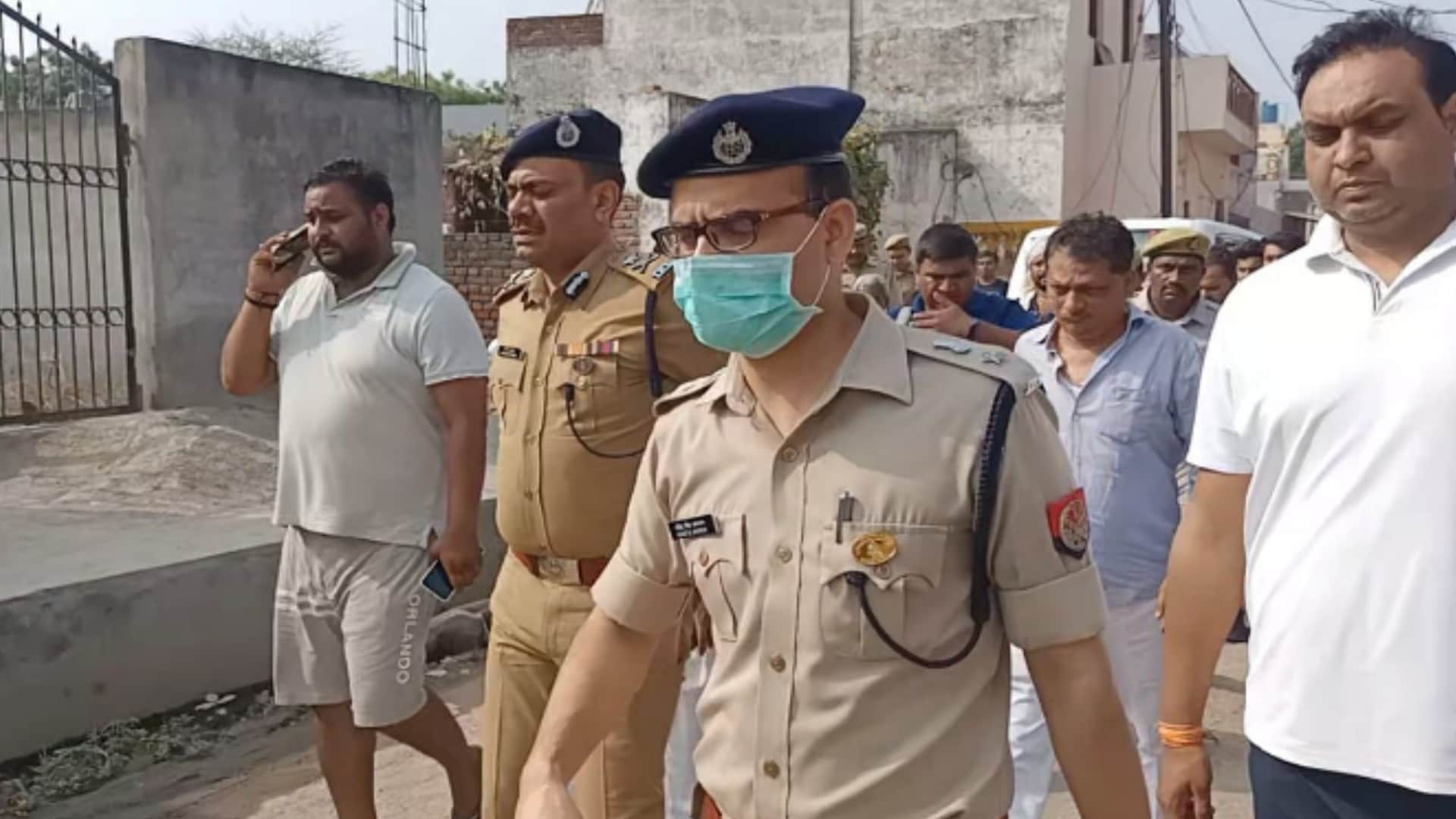 Tension in Dulhida village of Meerut and police force deployed after murder of Deepak Rajput, see photos