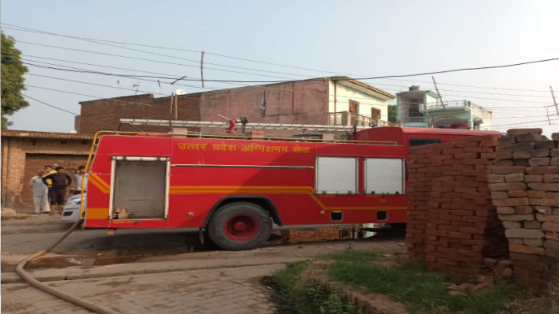 Tension in Dulhida village of Meerut and police force deployed after murder of Deepak Rajput, see photos