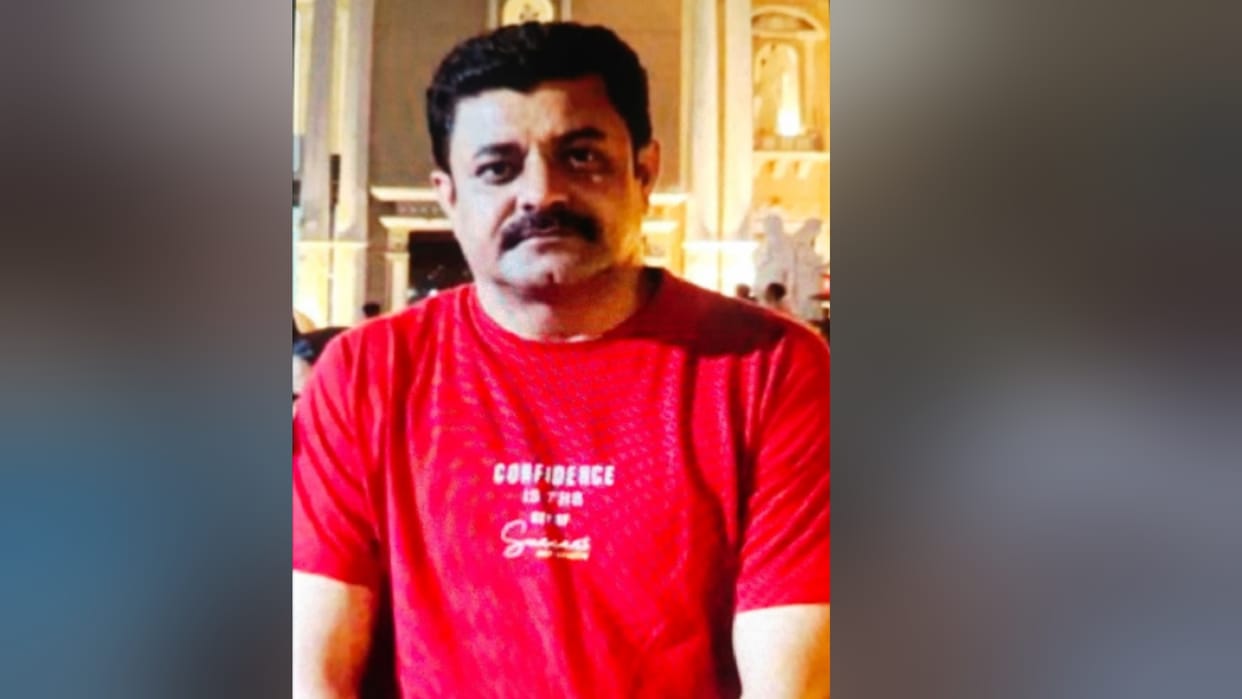 Neighbor murdered real estate businessman by stabbing him with a knife IN ghaziabad
