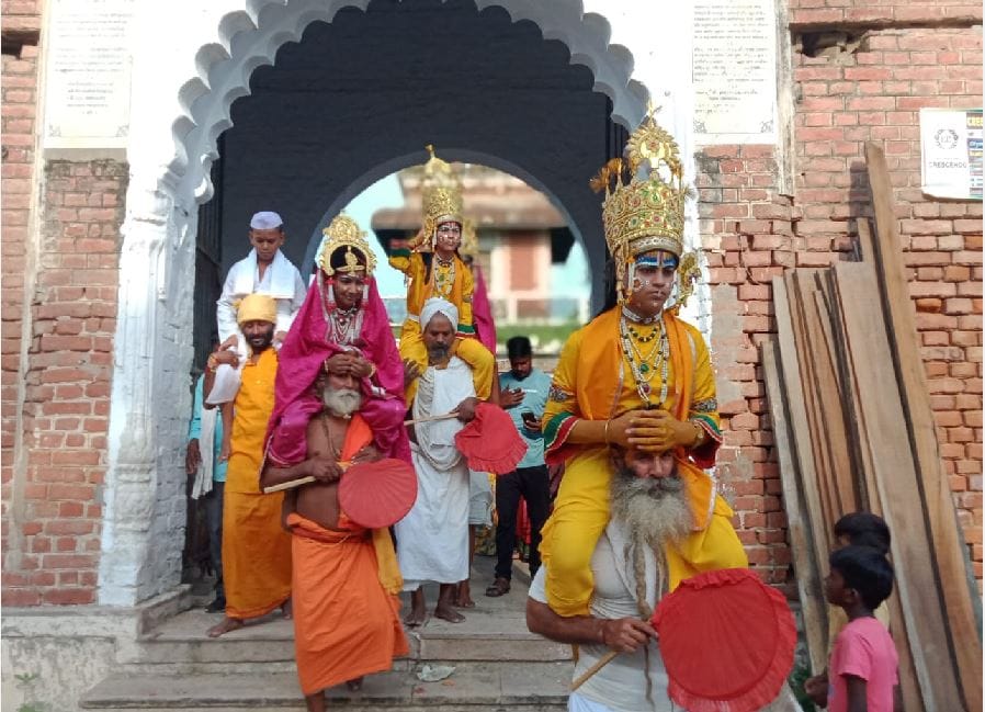480 years old Tradition Times and centuries changed If nothing has changed then that is Ramlila of Banaras