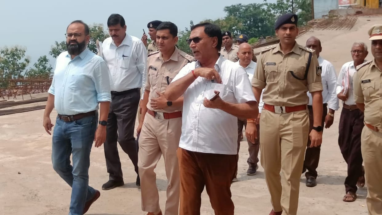 Devotees will get better facilities on Navratri in Salkanpur Dham of Sehore, Collector took a meeting