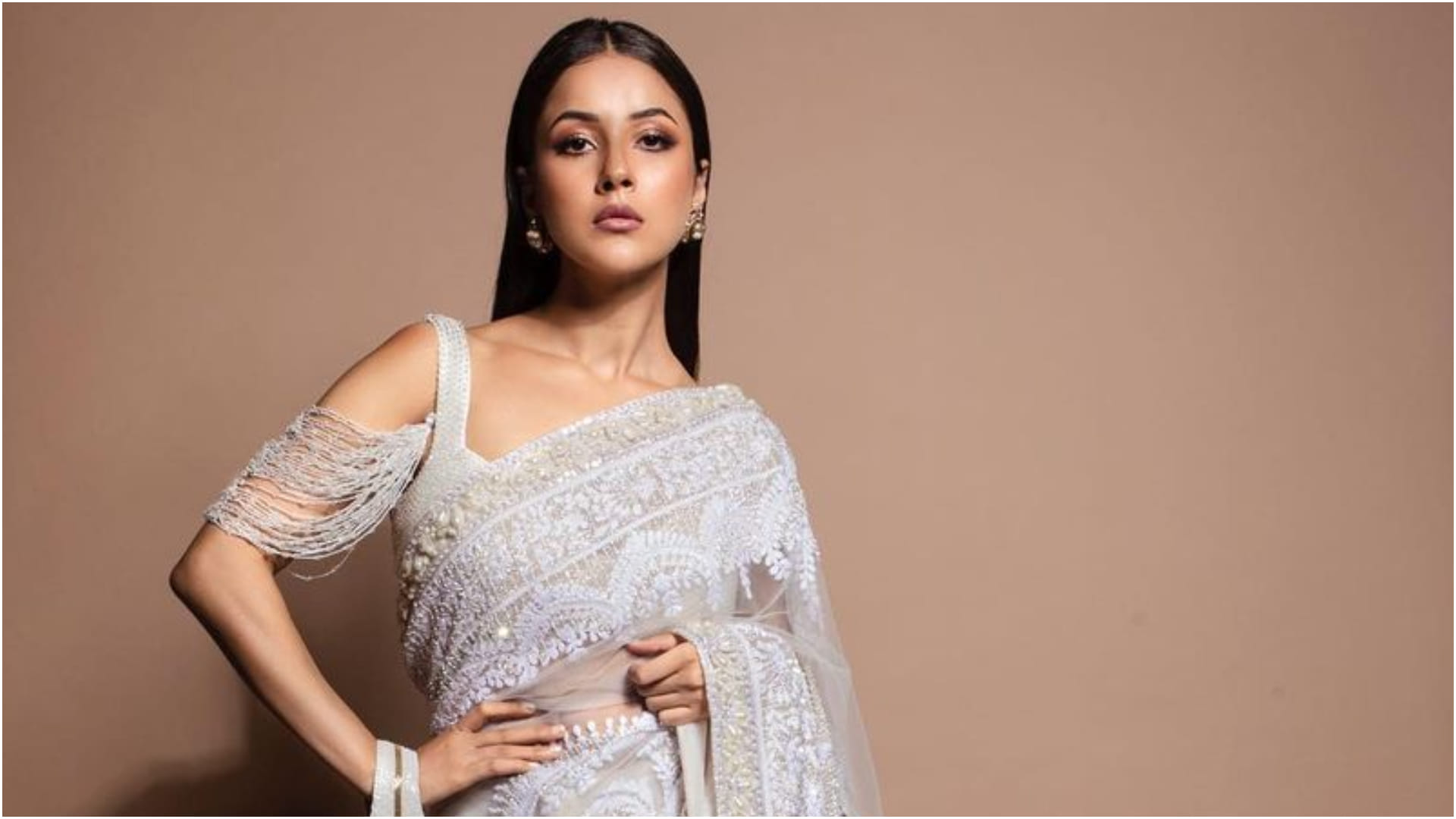 shehnaaz gill stuns in black sheer saree for ramesh taurani diwali party 2022