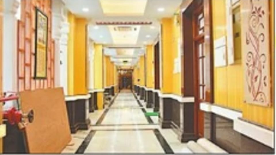 UP News : UP Vidhan Bhavan is also not safe in terms of fire fighting.