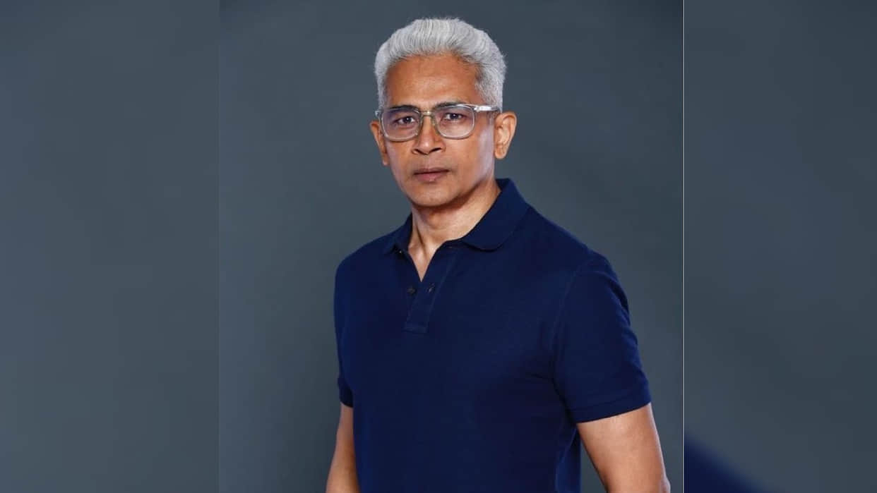 Atul Kulkarni Birthday Unknown facts about Laal Singh Chaddha Screenwriter who got fame after Chandni Bar