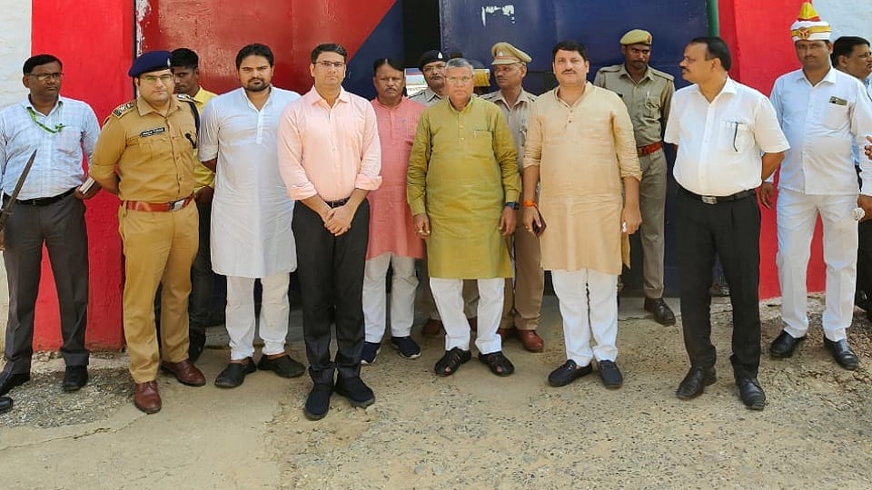 Minister of State for Prisons and Home Guards Dharamveer Prajapati said prisoners should be given employment-o