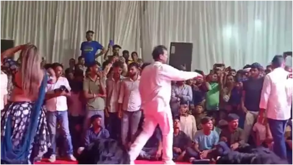 Obscene Dance Birthday Party Of Minister Rajendra Gudhas son Rajasthan