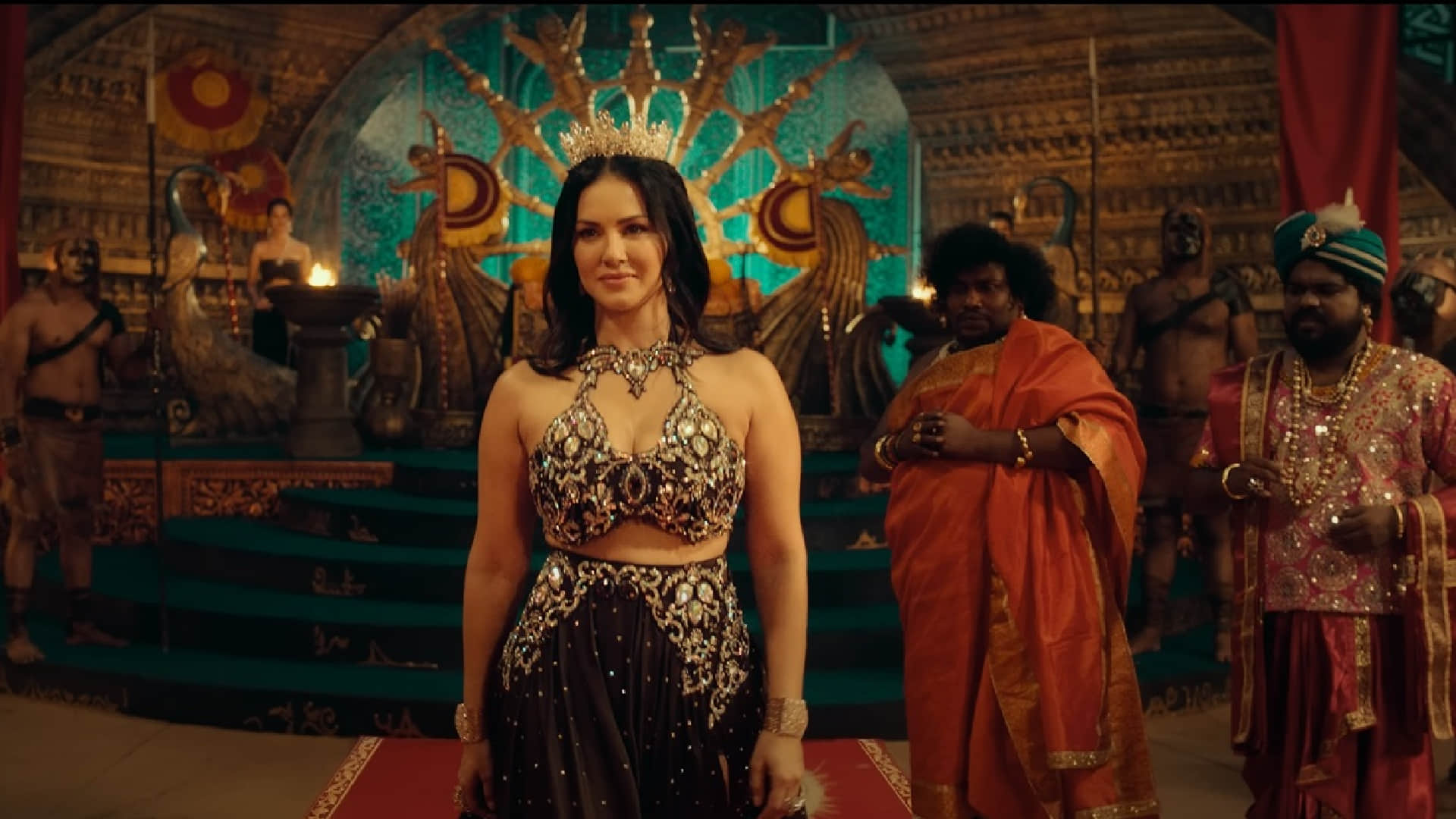 Oh My Ghost Sunny Leone South debut film Teaser out, actress looks fearless and bold as a queen