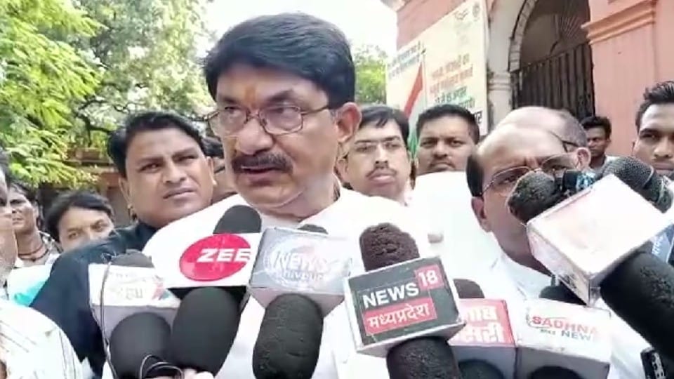 Shivpuri: Minister's concern over illegal sand and smack business, questions raised on police functioning