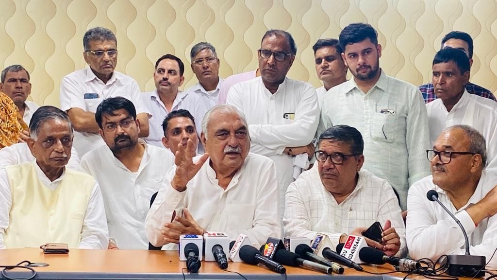 Government of scams going on in Haryana: Hooda