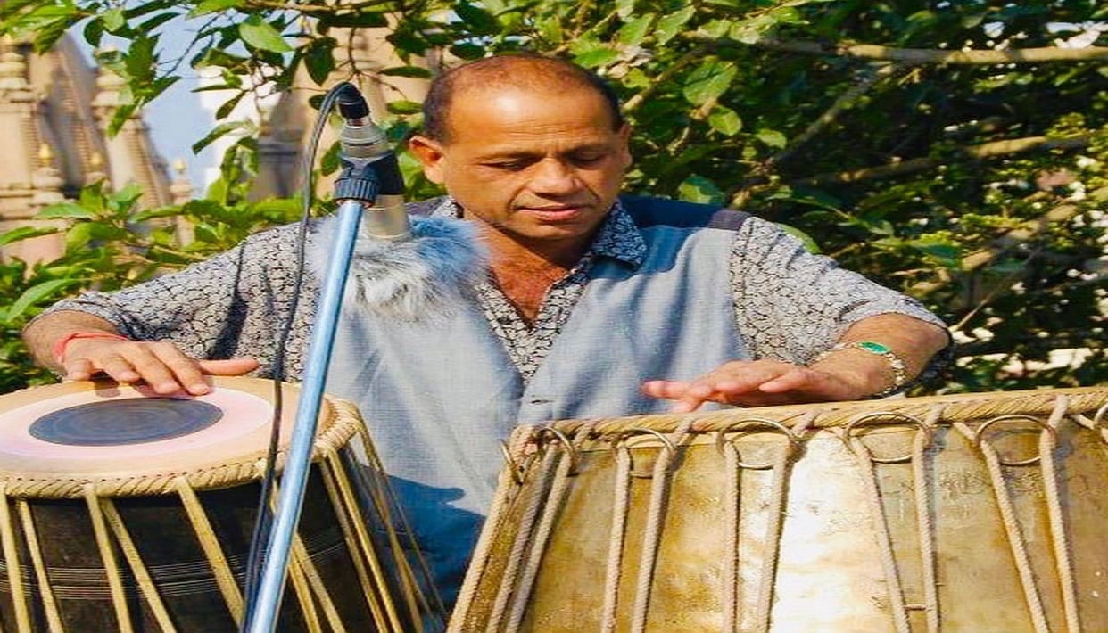 Worlds biggest tabla made in varanasi  player claims claim for Guinness Book of World Records