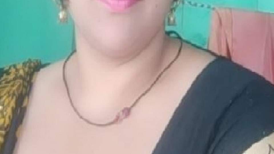 Married woman caught in objectionable condition with lover in Dhanghata of Sant Kabir Nagar