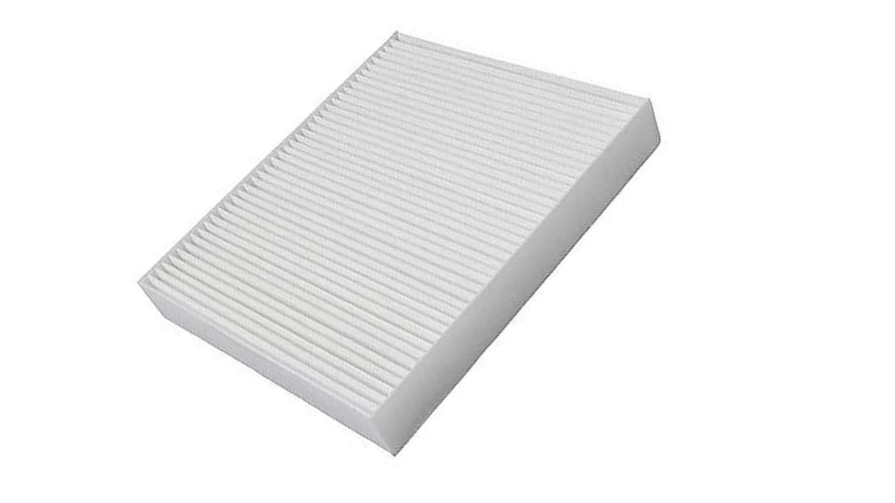 Car safety tips about oil filter fuel filter air filter ac filter service and solutions in Hindi