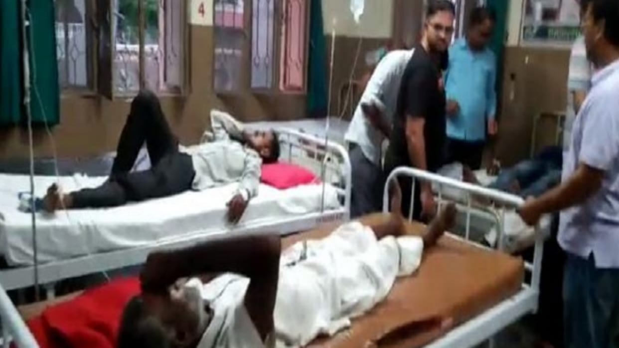 food poisoning in Sikar 40 people health deteriorated after eating food in Shradh program