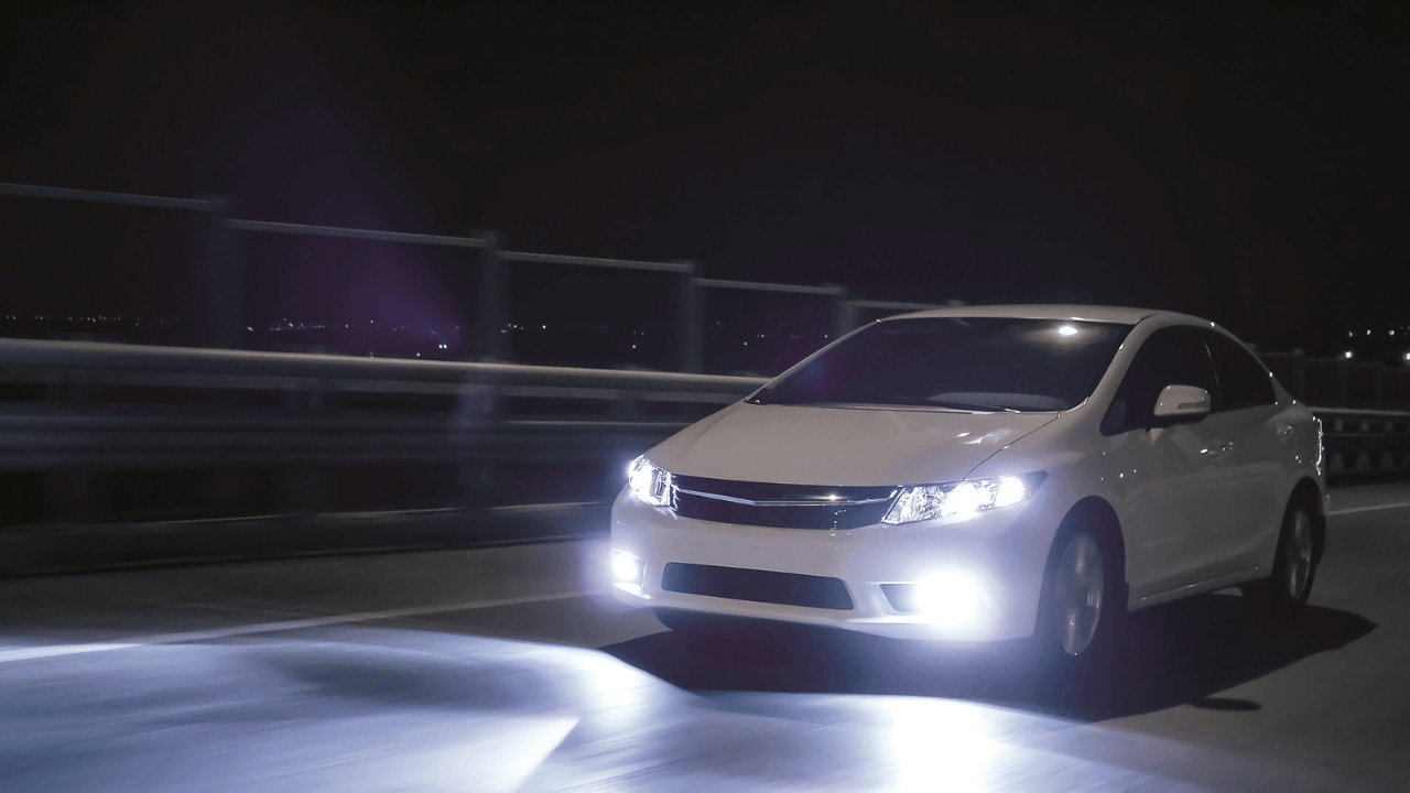 how to stop car when your car brakes fail while driving car control light horn hand brake