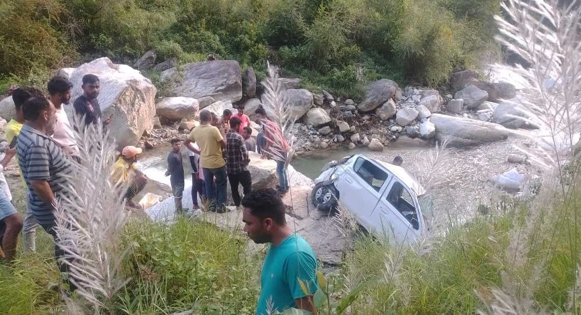 Car Falls one dead