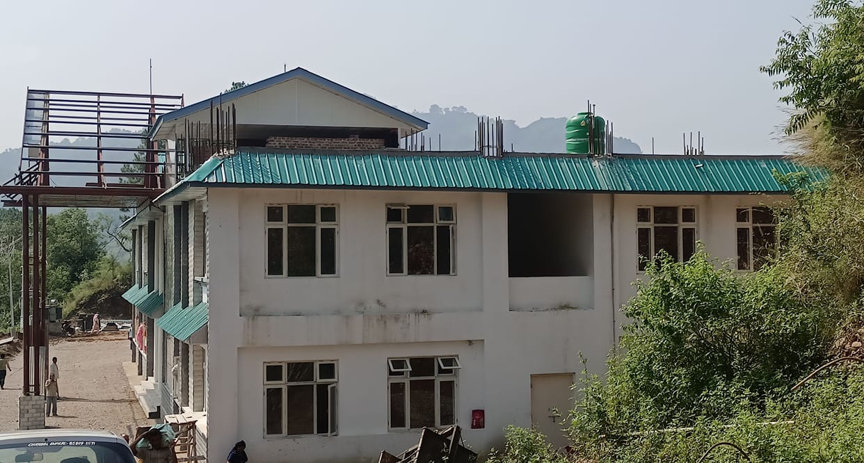 mandi news himachal news CM will inaugurate Ladbhadol College building today