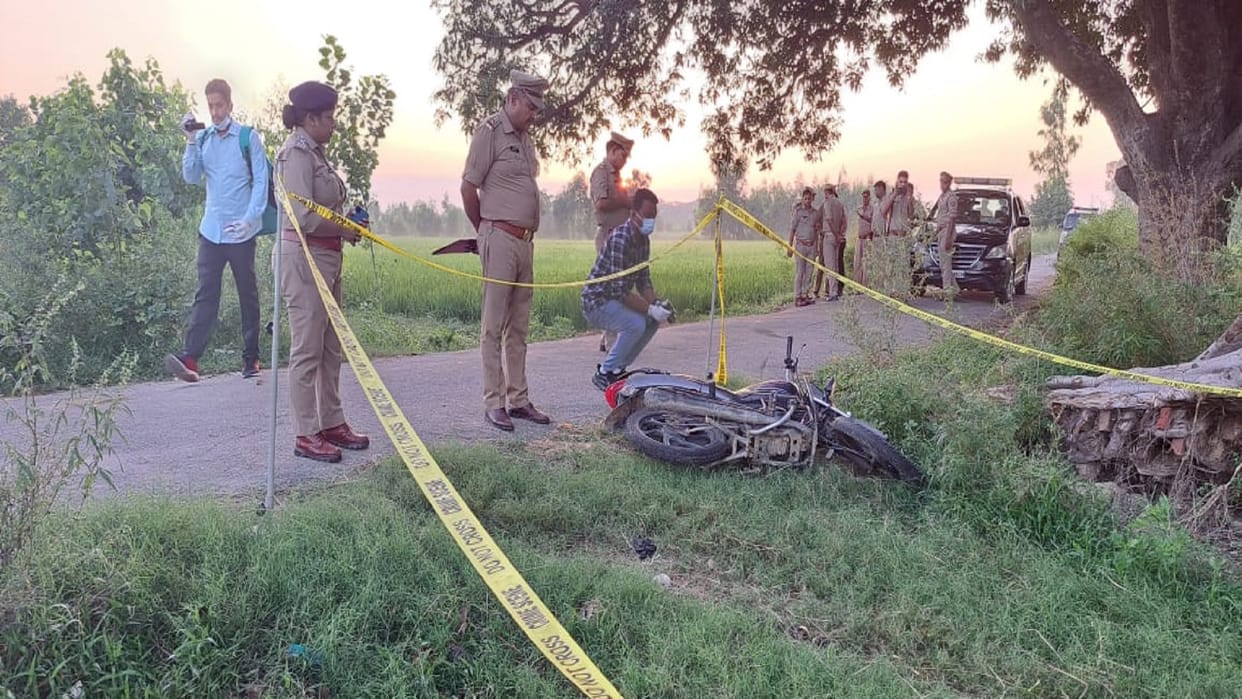 25 thousand prize crook injured in encounter