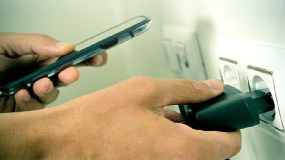 Woman dies due to current in mobile charger in Badaun s Ughati