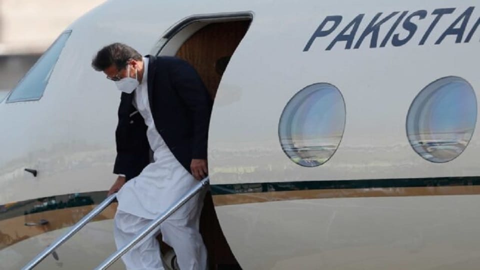 Pakistan: Imran Khan's party PTI refutes reports of plane emergency landing due to technical fault